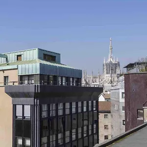 contempora-bilocale-luminoso-con-terrazza-duomo-a64.italymilanhotels.net/